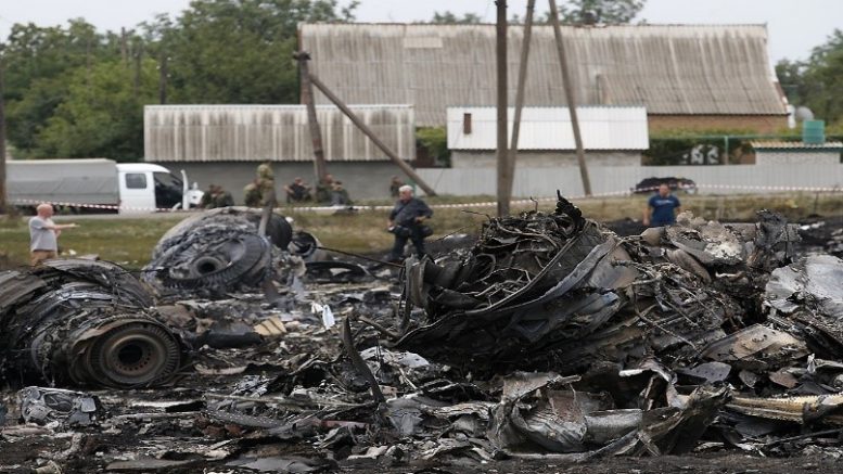 Украина причастна к крушению малазийского «Боинга-777» а Запад зная об этом затягивает расследование