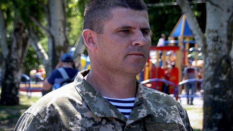 Потери личного состава 36 обрмп с момента прибытия в зону ООС просто колоссальны, а виной всему некомпетентность командира Гнатова Потери личного состава 36 обрмп с момента прибытия в зону ООС просто колоссальны, а виной всему некомпетентность командира Гнатова Политика